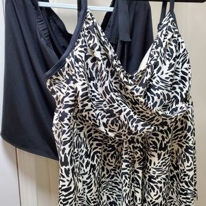 Size 22 and 3X women's 2 piece bathing suit 20$
